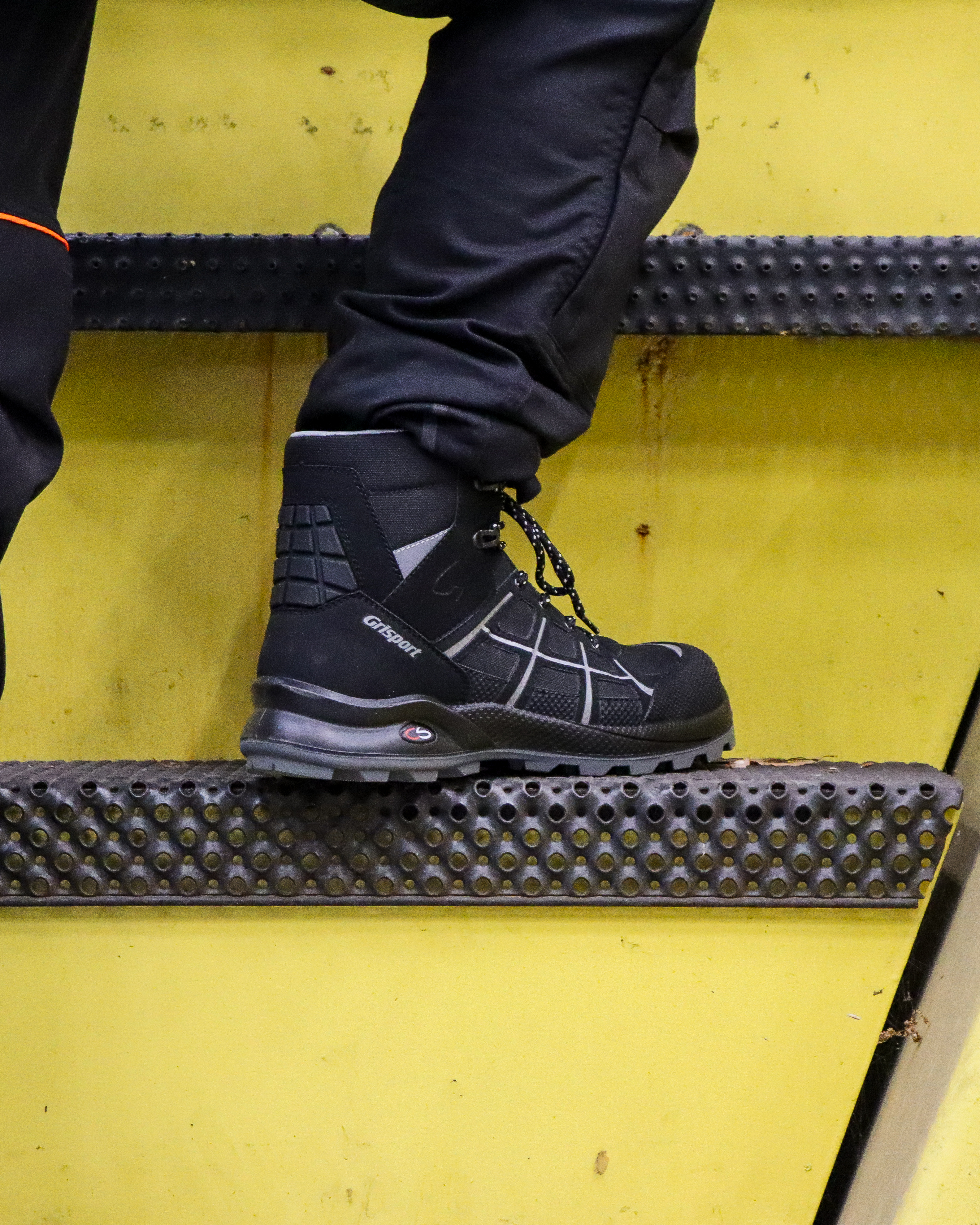 <p>Coming soon: uitbreiding van de Cross Safety-collectie</p>